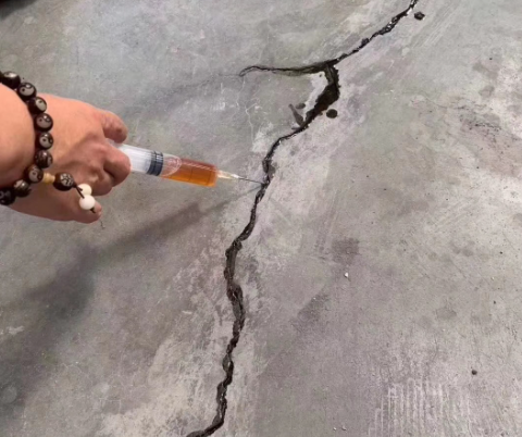 观山湖混凝土裂缝修补技术详解​